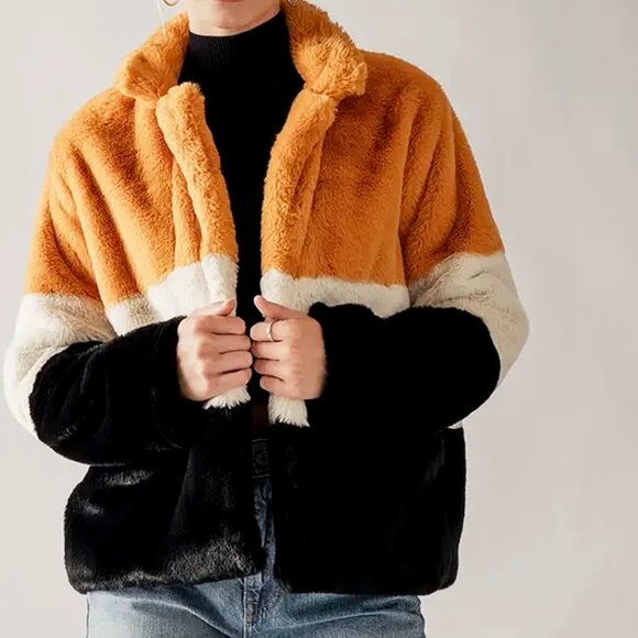 Urban Daizy Jackets & Blazers - COLOR BLOCK FAUX FUR JACKET